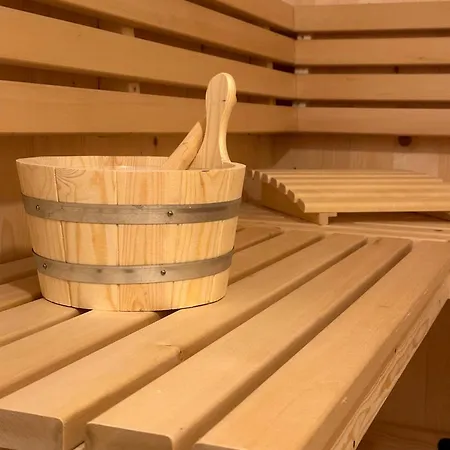 Zita Ferienhaeuser - Burgi *